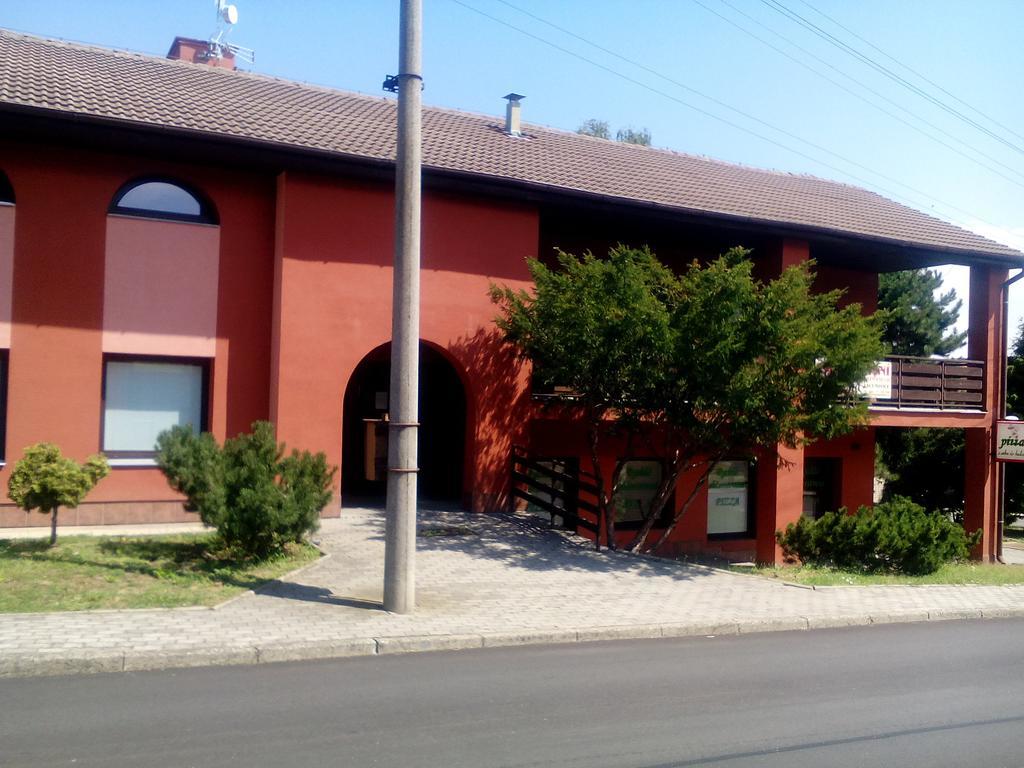 Appartement Oaza à Vacenovice Extérieur photo